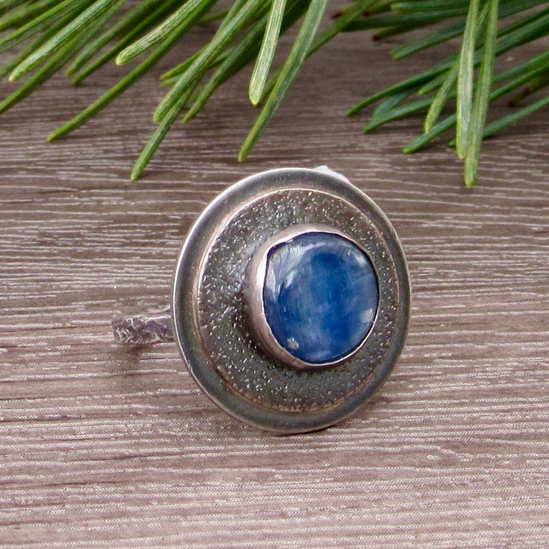 Circular Blue Kyanite Ring