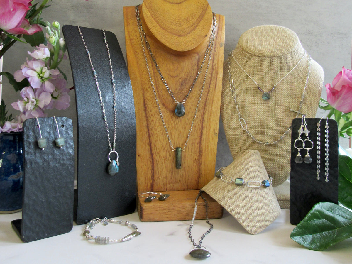 Lisa's Creations Lisa's Creations Jewelry