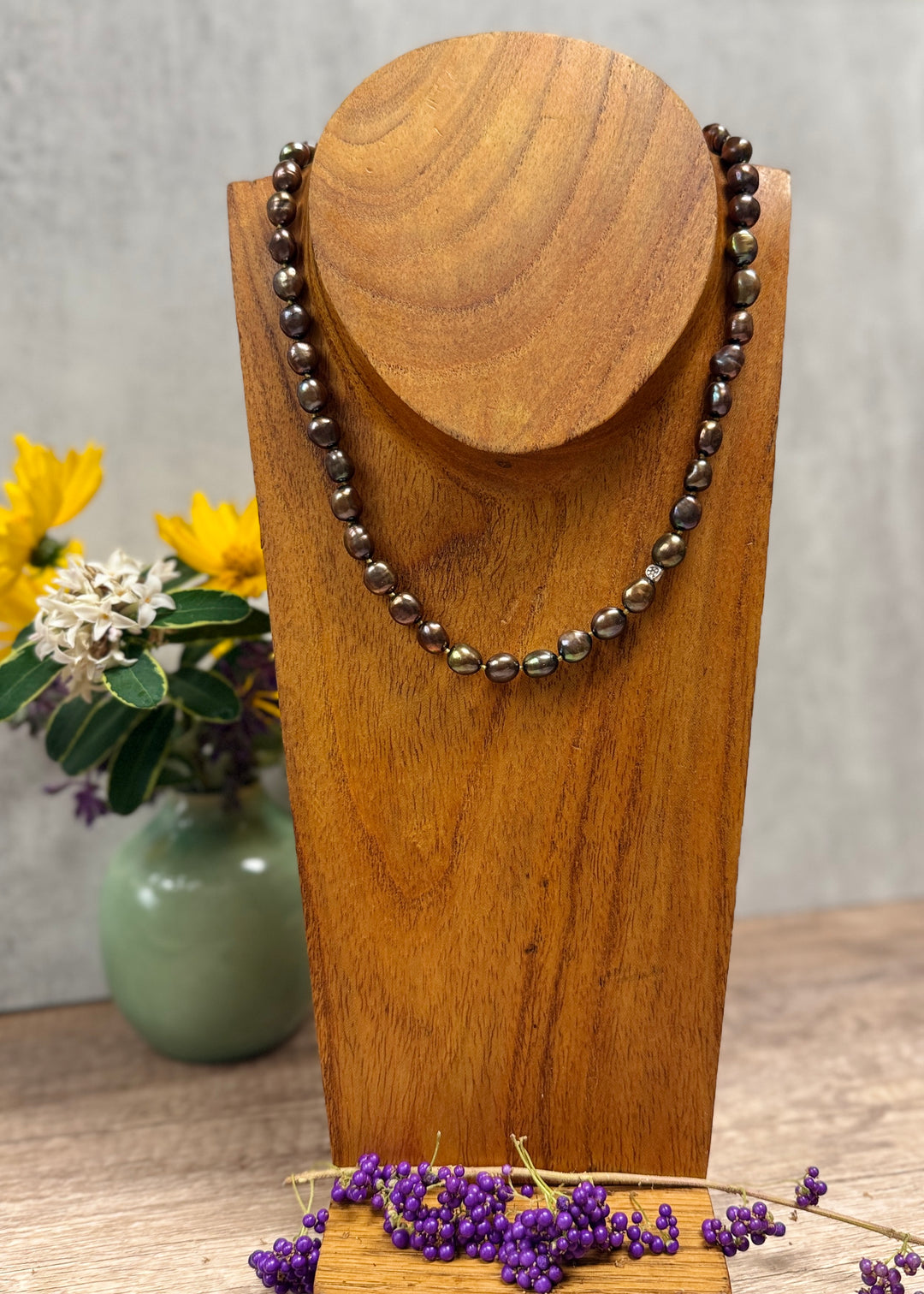 Glorious Pearl Necklace