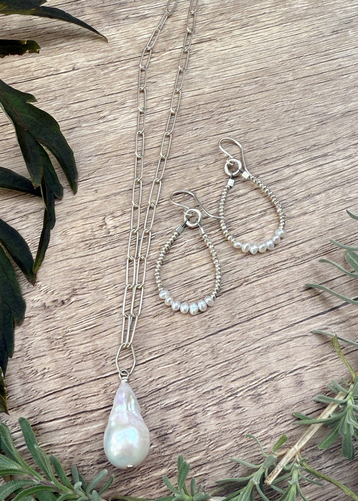 Pearl Necklace and Earrings Set