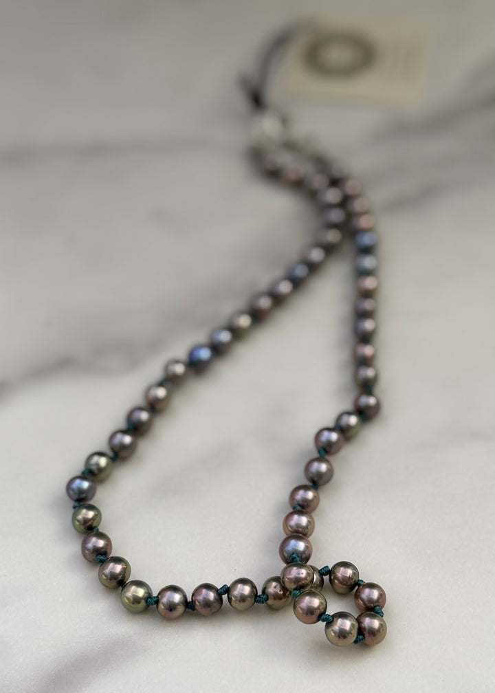 Soft Peacock Pearl Necklace