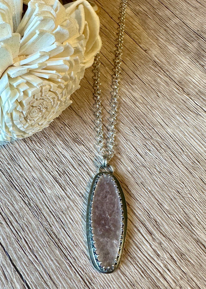 Lovely Lepidalite Necklace