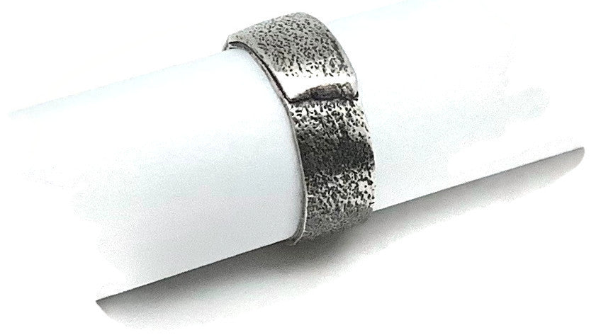 Narrow Folded Ring
